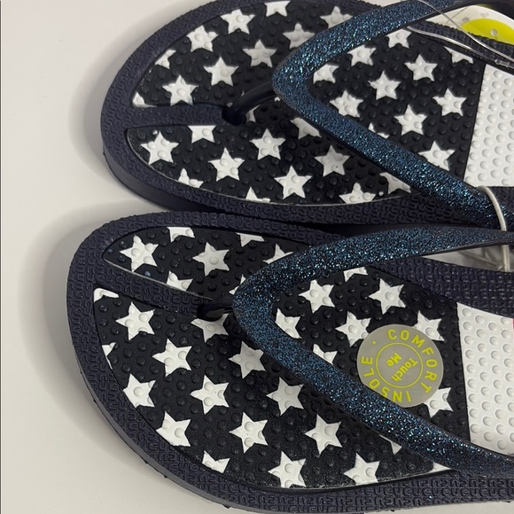 Capelli of New York Kids Red, White, and Blue Star Flip Flops - Picture 6 of 12
